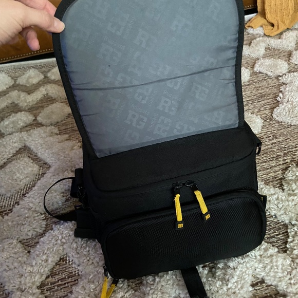 Ruggard Camera Bag - Commando 36 DSLR Shoulder Bag - Used *FREE SHIPPING - Picture 14 of 15